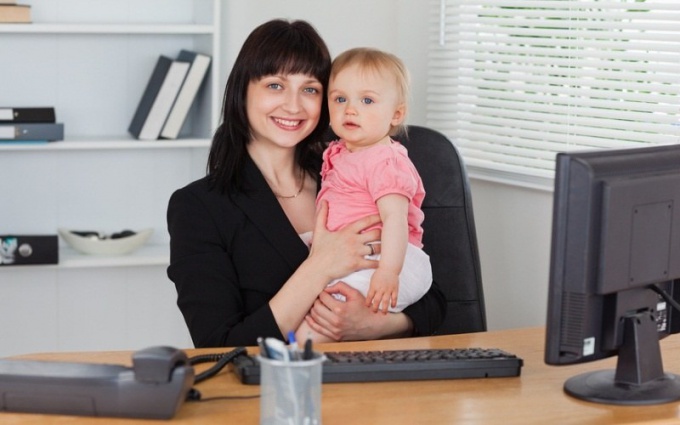 How young moms create their own business 