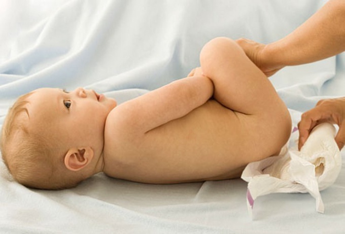 How often should I change a diaper to a baby