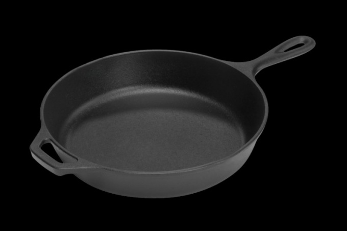 How to care for a cast iron frying pan