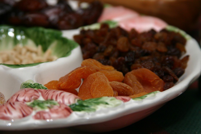 How to Dry Fruits