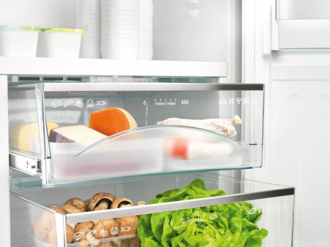 Which manufacturer of refrigerators is better