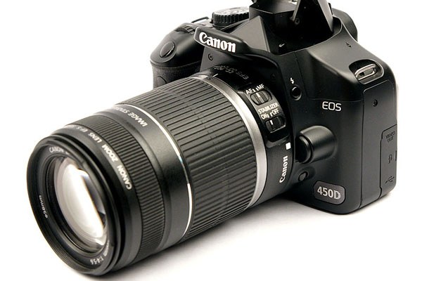 What are the features of SLR cameras?