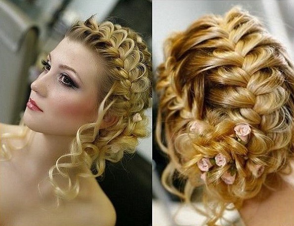 What a hairstyle to make to a dress in Empire style