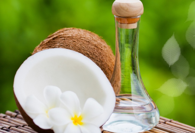 The benefits of coconut oil for beauty