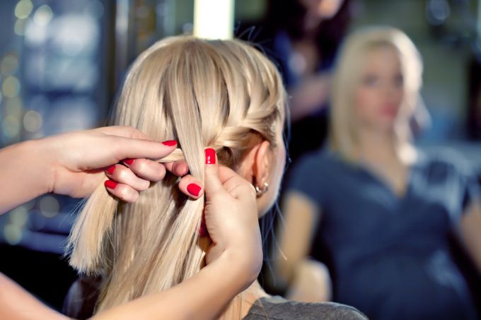 Weaving braids on short hair