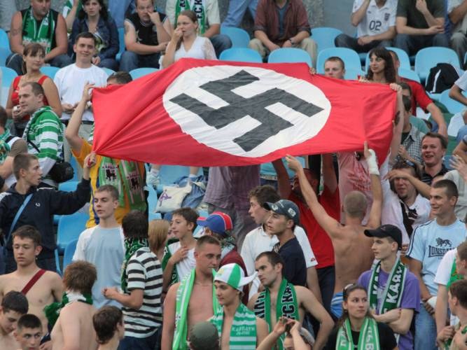 Who are the neo-Nazis?