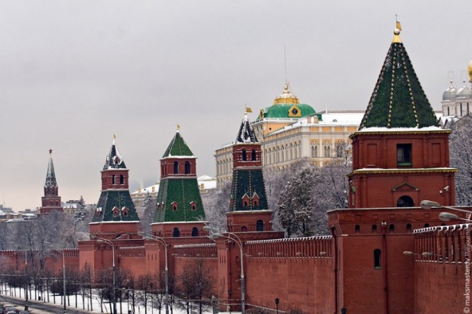 How many towers in the Moscow Kremlin