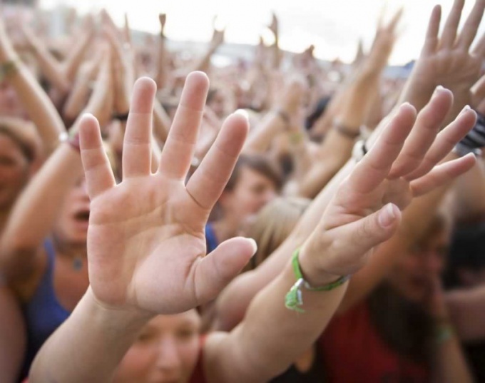 Tip 1: How to speak at a rally