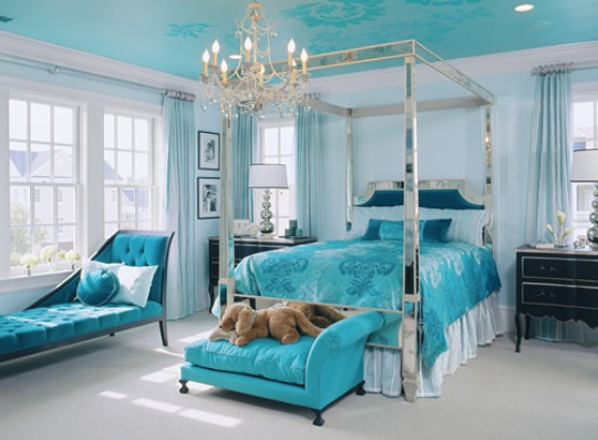 Tip 1: Turquoise in the interior