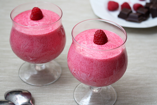 How to cook berry mousse