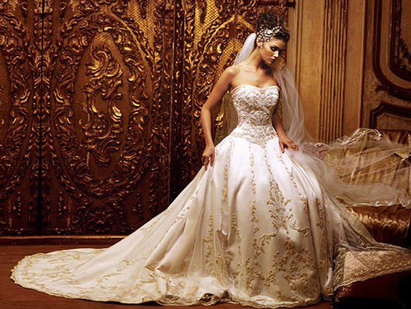 How to choose a wedding dress by color