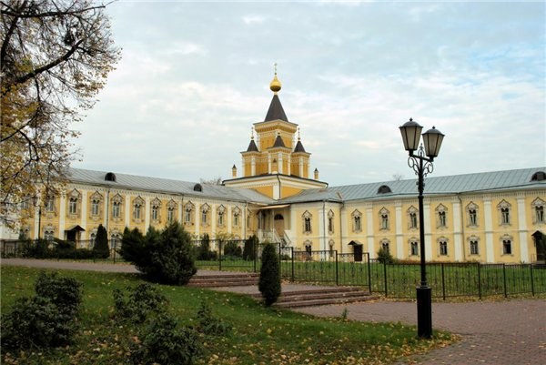 How to get to Nikolo-Ugreshsky Monastery