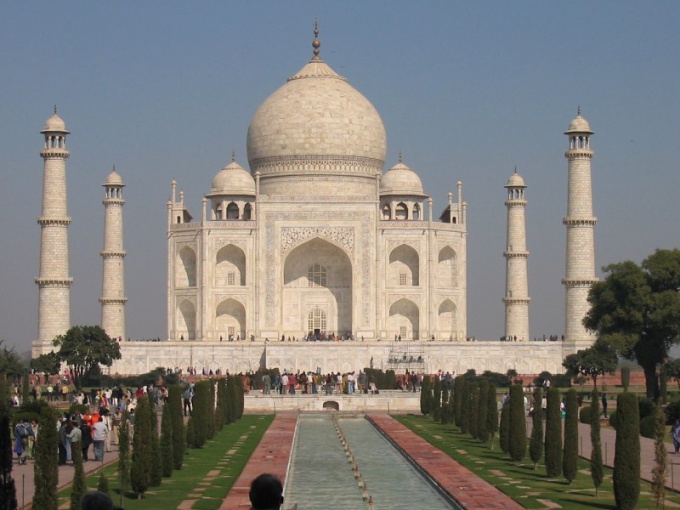 Tip 1: What's inside the Taj Mahal