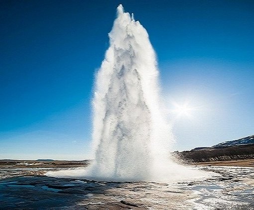 Tip 1: Iceland is a country of joy and inspiration