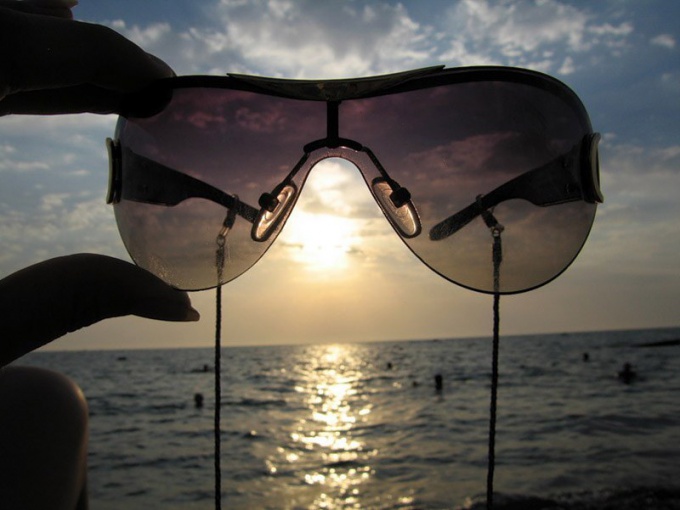 How to choose a safe sunglasses