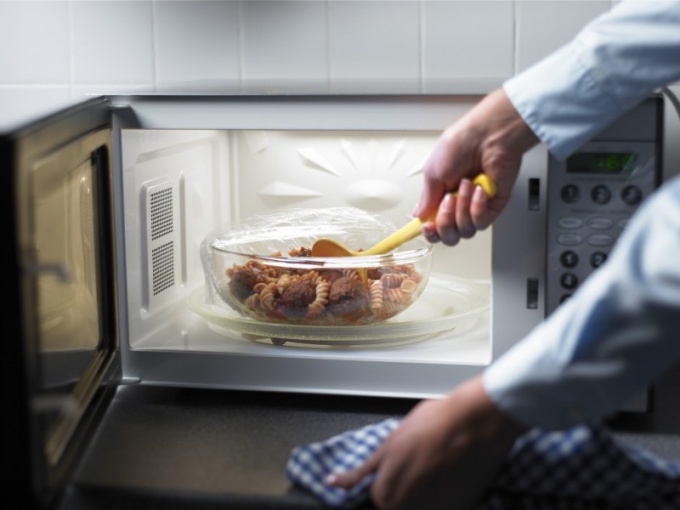 Microwaves have a negative effect on food and the body!